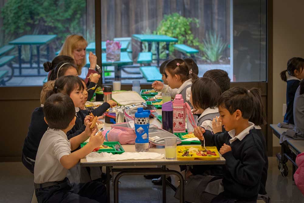 Private school students eating lunch in San Ramon, CA